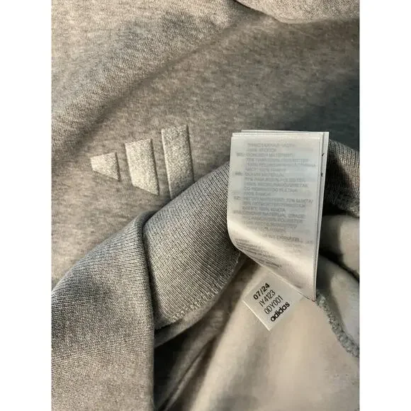 ADIDAS Logo Soft Hoodie Men’s Small Gray Original Center Pocket Athletic NEW - Picture 7 of 8